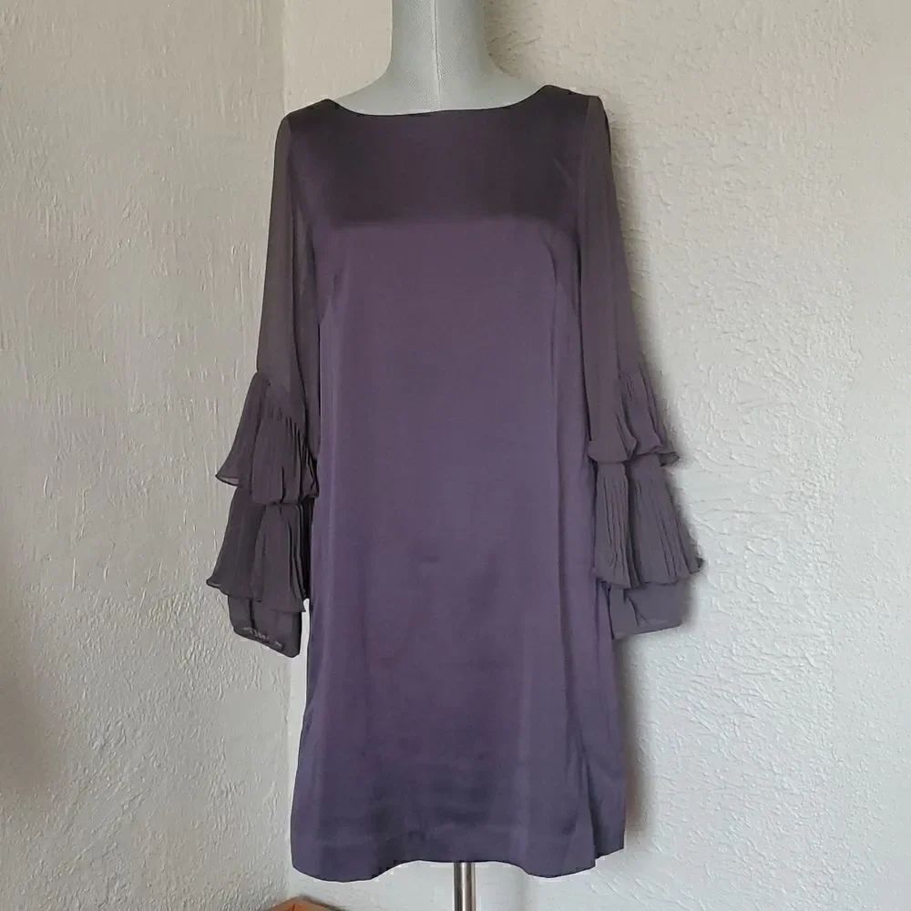 AnnāTaylorā|Ā Ruffleā
SleeveāDress